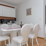 Atlantis Apartment *