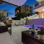 Atlantis Apartment