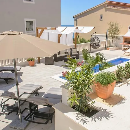 Atlantis * Трогир