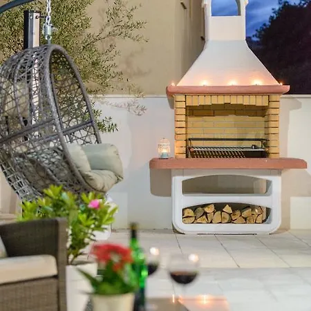 Atlantis Апартаменты