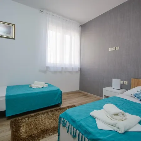 Atlantis * Трогир